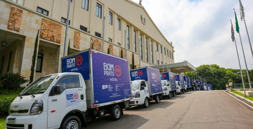 Governo de SP entrega 10 novas unidades móveis do  Programa Bom Prato em seus esforços no combate à fome